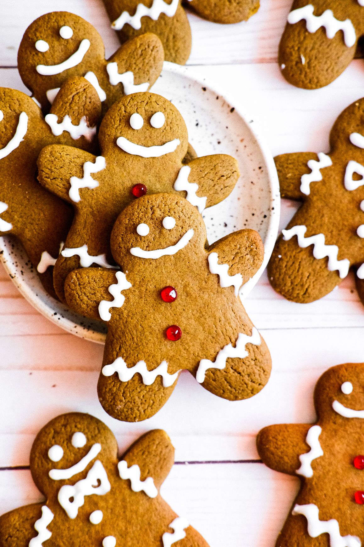 hojicha gingerbread cookies