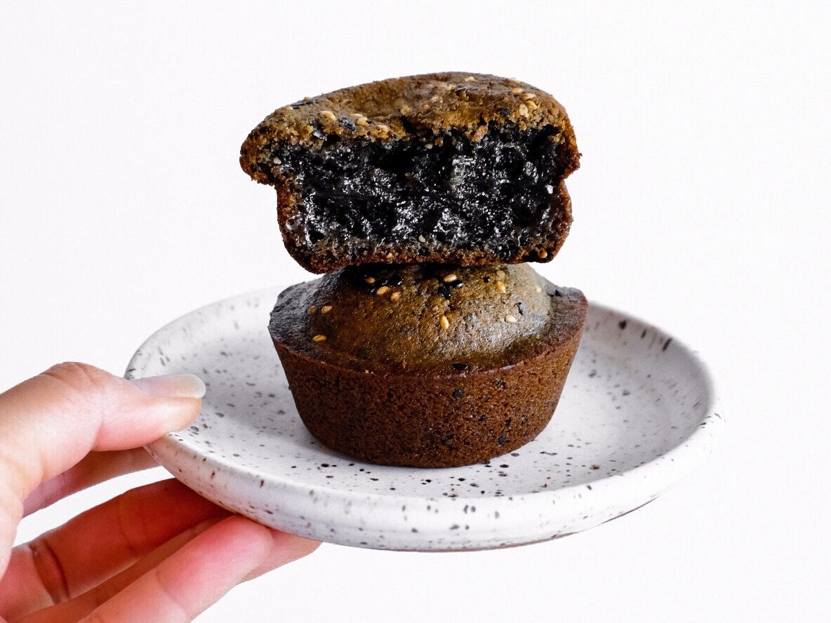 Black-Sesame-Mochi-Muffins