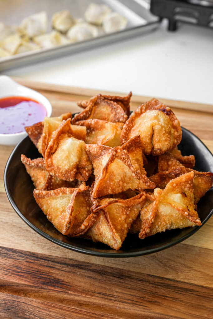 crispy fried chicken wontons