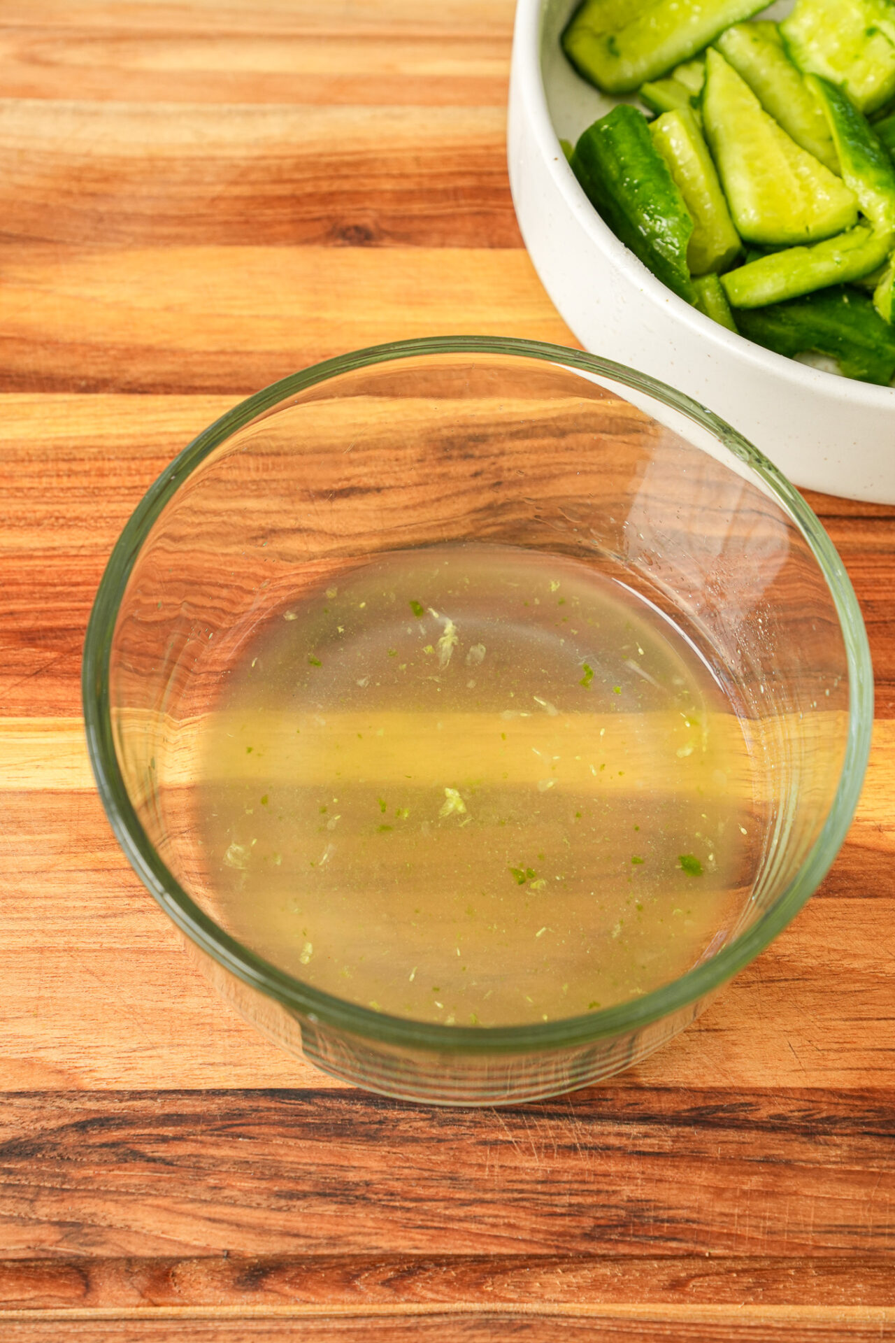 smashed cucumber salad with garlic