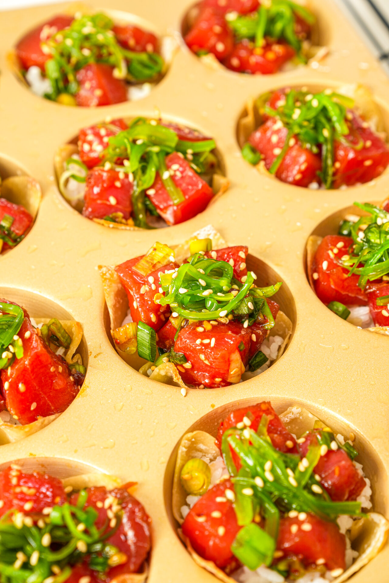 Tuna Poke with seaweed